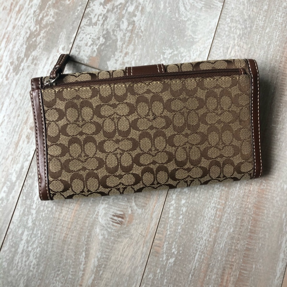 Coach wallet - Picture 2 of 6